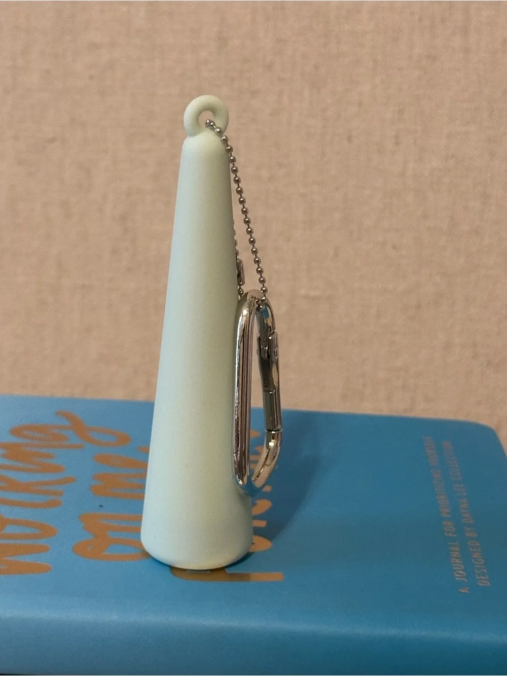 VT Cosmetics (LE)Keychain & Reedle Shot Lip Plumper